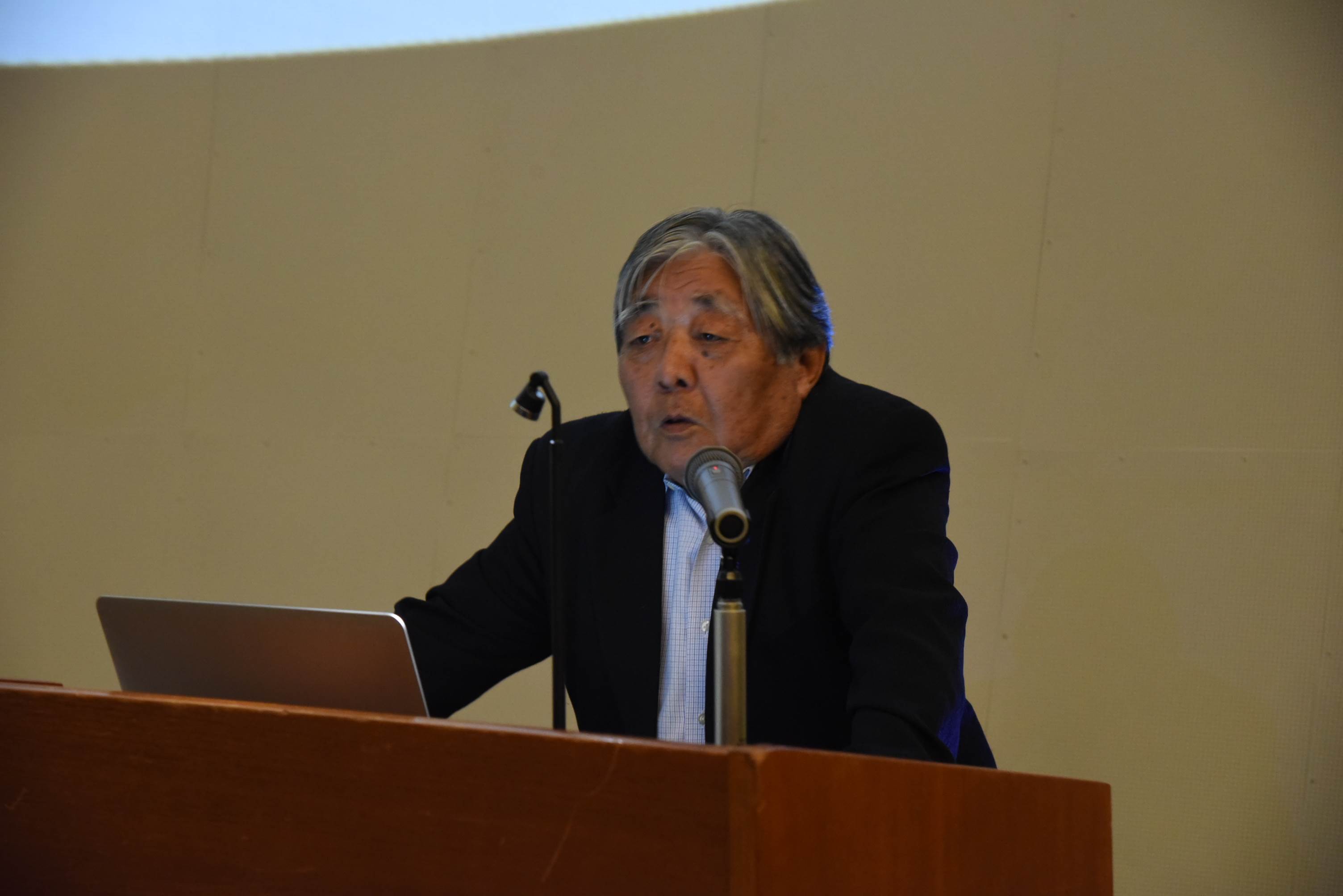 渡辺氏による講演